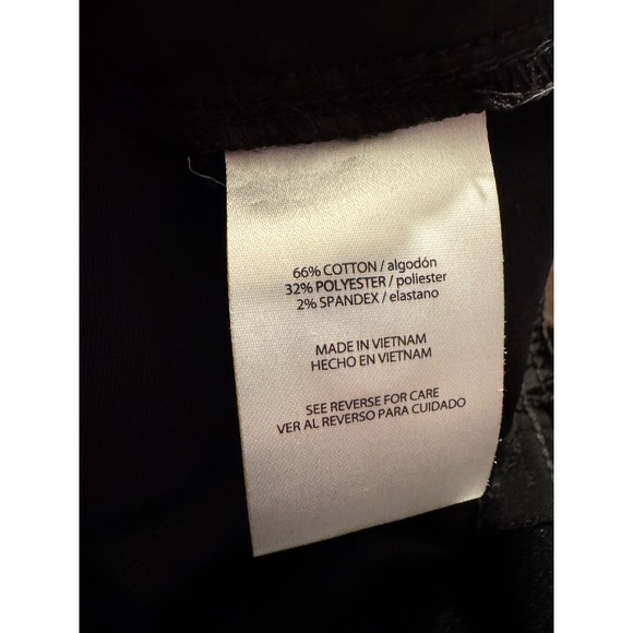 Isaac Mizrahi New York Black Shorts Women's Size 12 Career Casual - Picture 4 of 5